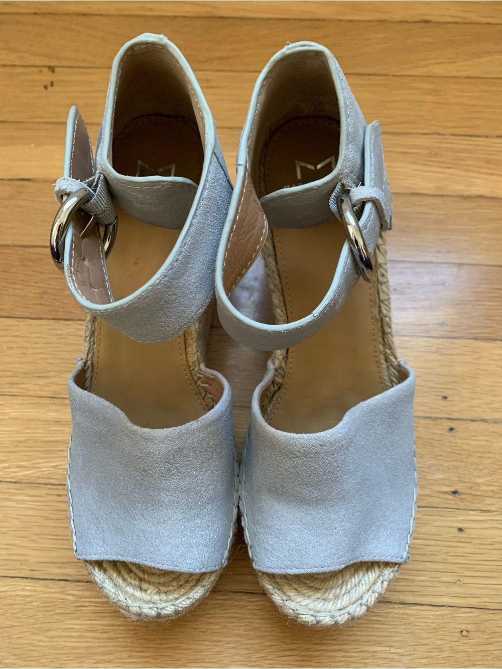 VGUC MARC FISHER MLALIDA Silver Shiny Matt Leather Hi-Wedge Espadrille SZ 8.5M - Picture 7 of 16